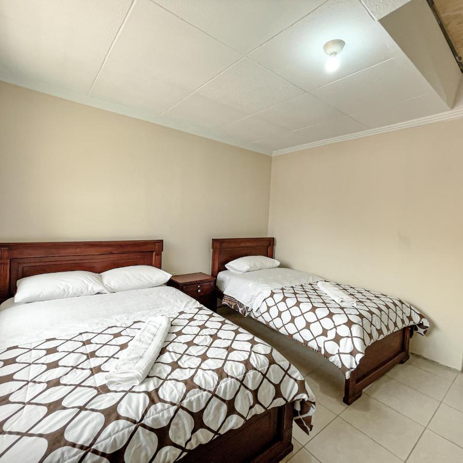 Quinta San Martin Hotel Cuenca Eksteriør billede